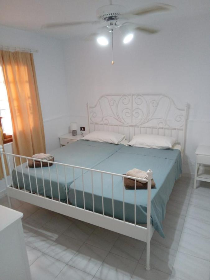 Apartment Blue Island House On The Hill Los Cristianos (Tenerife)